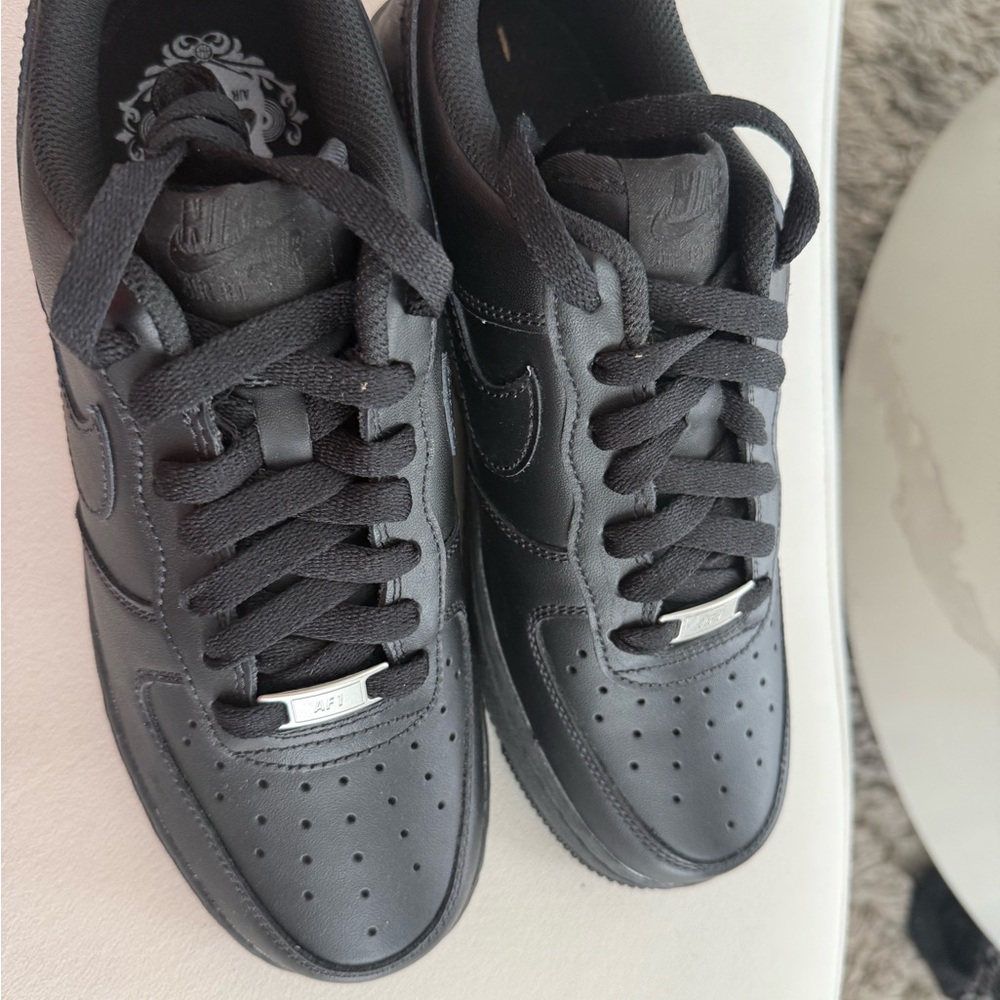 Nike Black Air Force 1 low